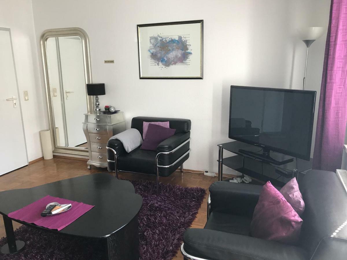 Apartmenthaus Zentrum Komfort Apartments Mit Minikuchen Verschiedener Grossen คาสเซล ภายนอก รูปภาพ